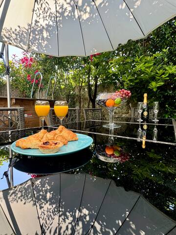 Exclusive Luxury Villa with Plunge Pool & Garden gallery image 5