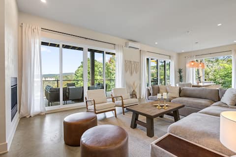 Large house on the slopes-2