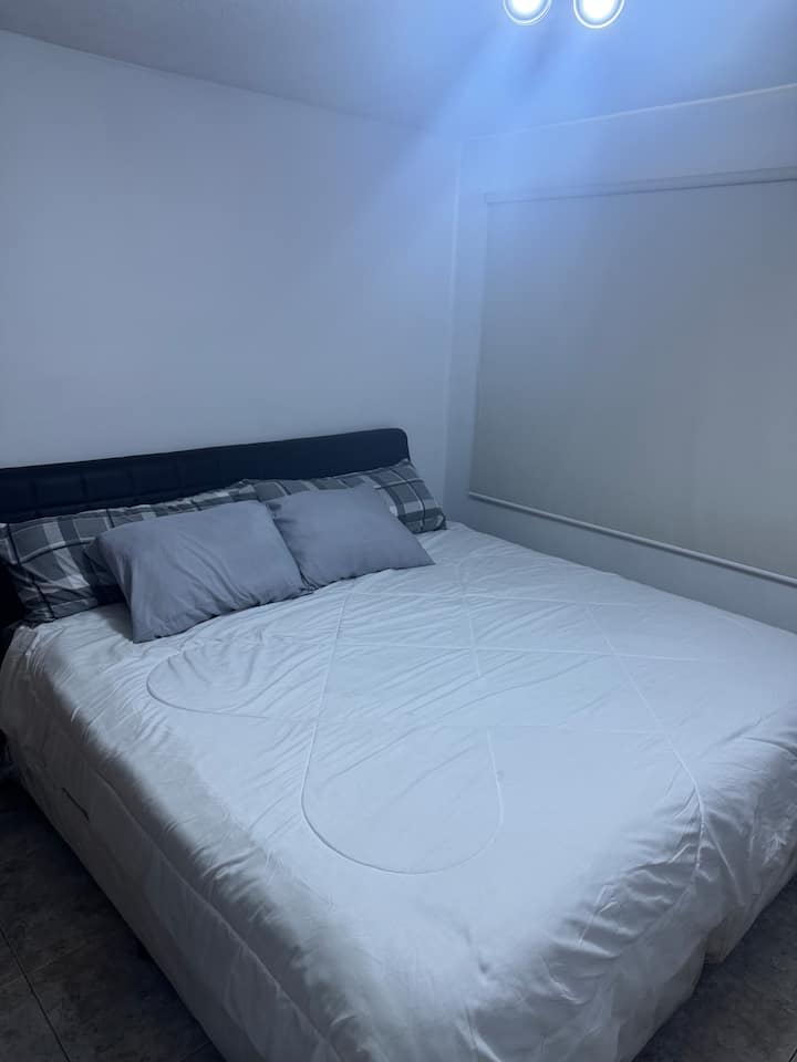 საძინებელი 1