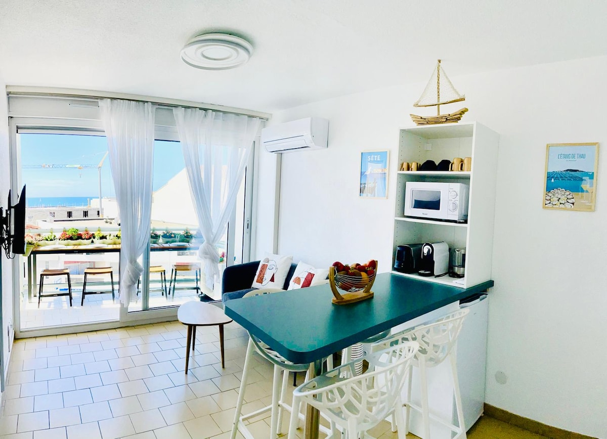 Propriété Airbnb réussie: Heart cornice what happiness! à Sète