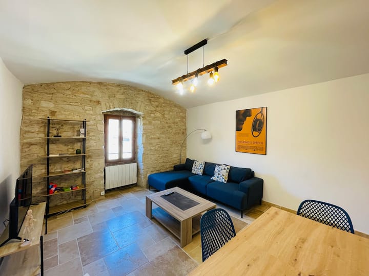 Appartement Grande Terrasse Plein Cœur - Barjac
