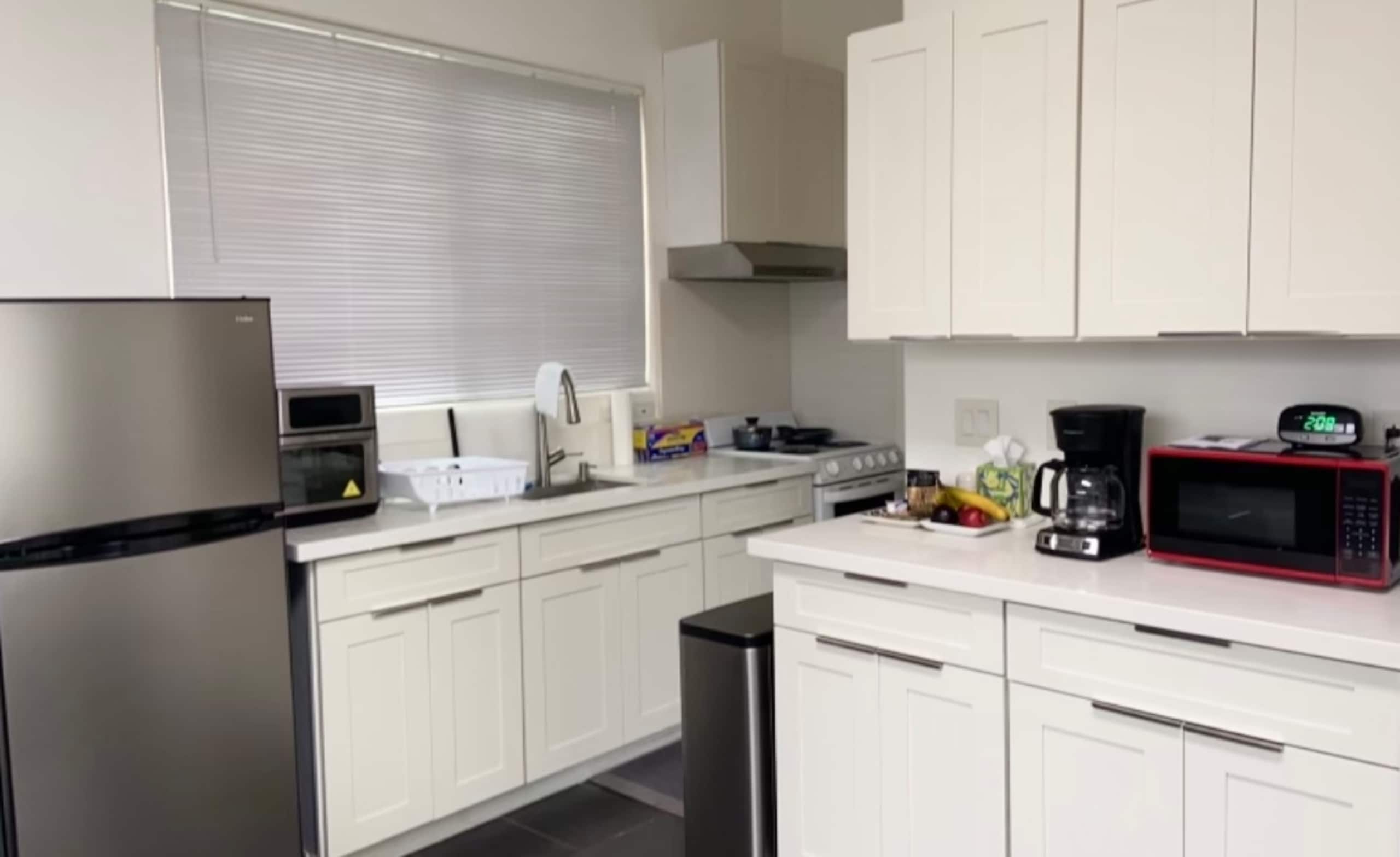 Home in Waimea · ★4.93 · 1 bedroom · 1 bed · 1 private bath - Image 4