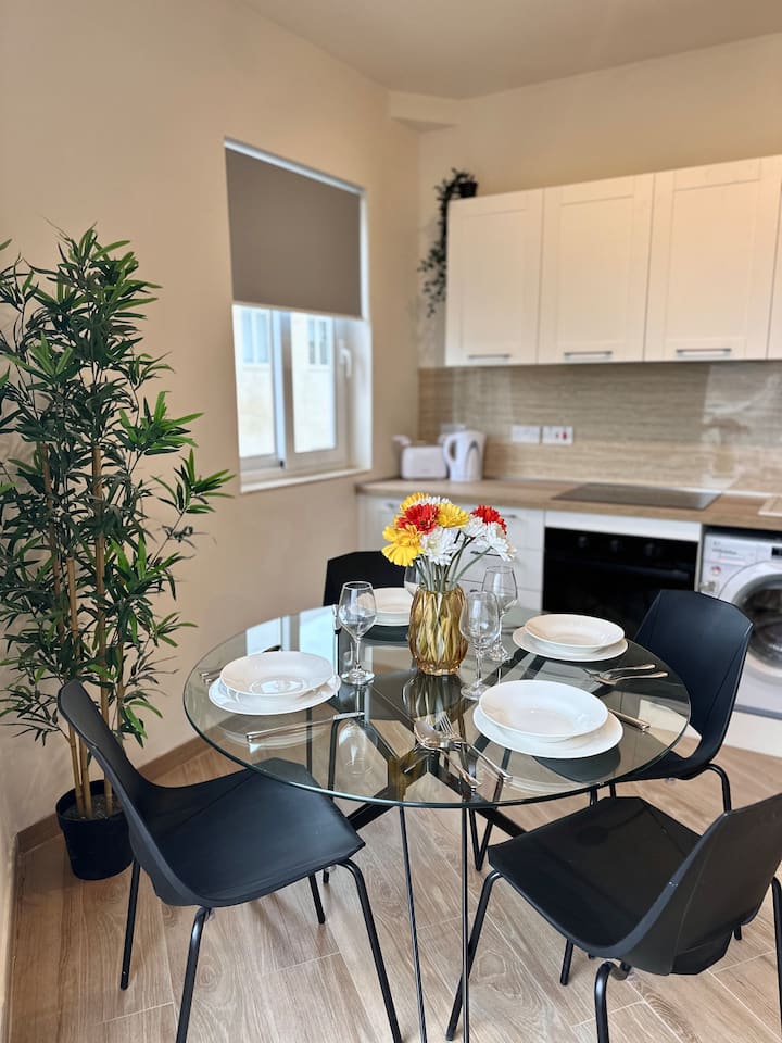 Penthouse Duplex — interior photo 3