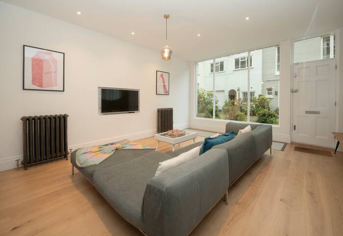 Beautiful Notting Hill Mews