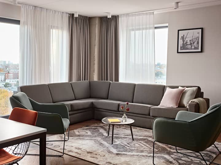 Numa | Xl 2-bedroom Apartment W/ Sofabed - Amsterdam