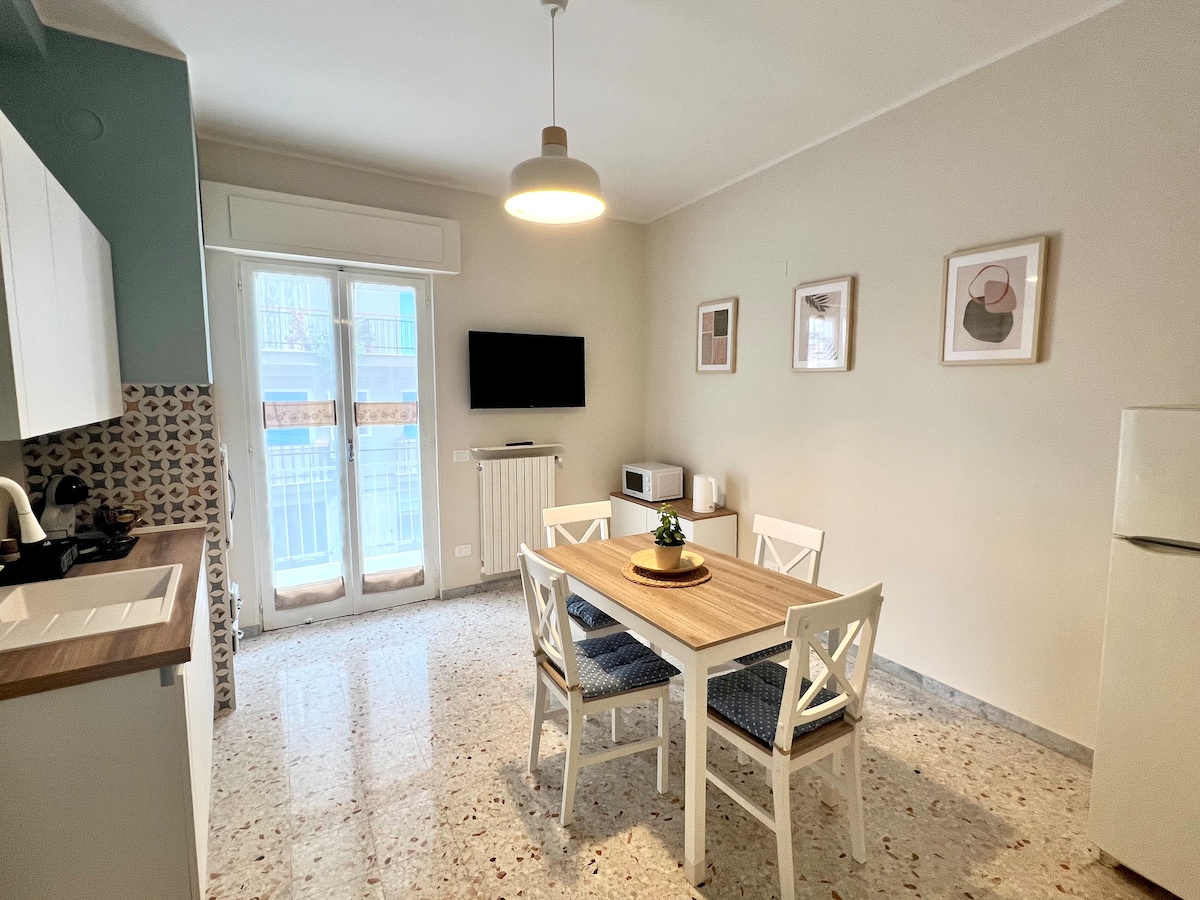 Top Airbnb: 30 minutes from Castel del Monte| Anna Luxury in Bisceglie