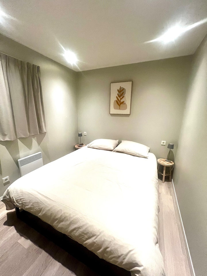 Godoro la hali ya juu la Emma linalala lenye mito inayoweza kubadilishwa