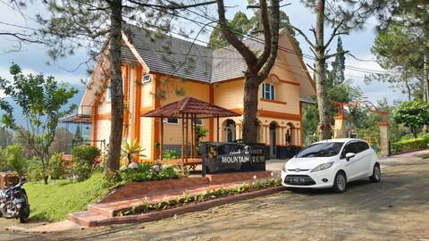 Villa Dinar View Gunung Dingin