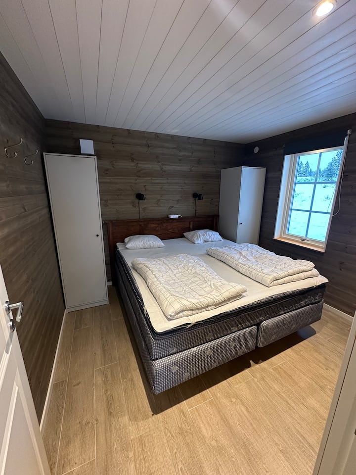 საძინებელი 1