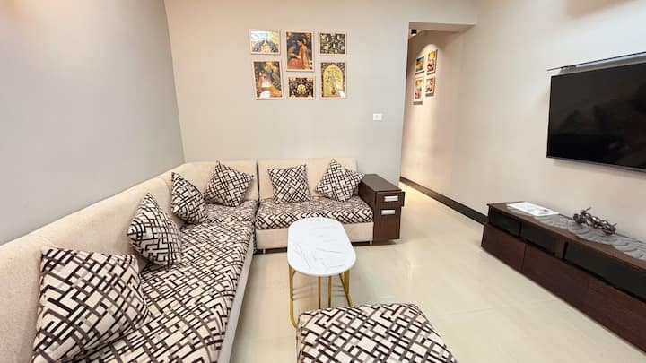 Living room image 12