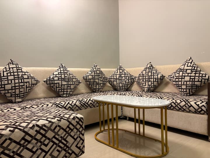 Living room image 1