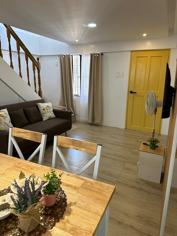 Cozy 2br House With Ac Near Startoll Ext - Santo Tomas