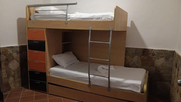 საძინებელი 2