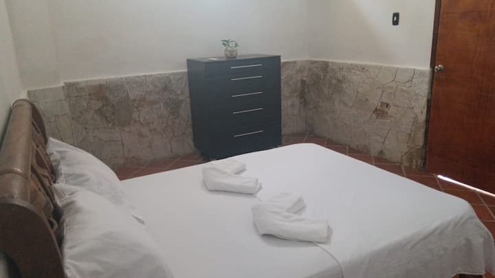 საძინებელი 1