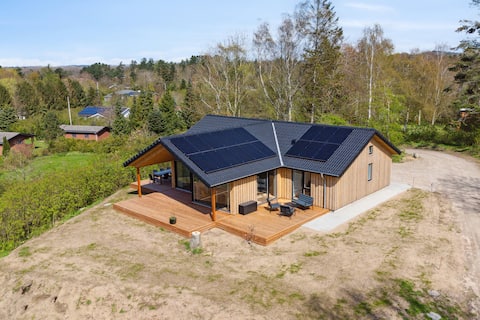 Impressive holiday cottage by the Helsnæs Bay