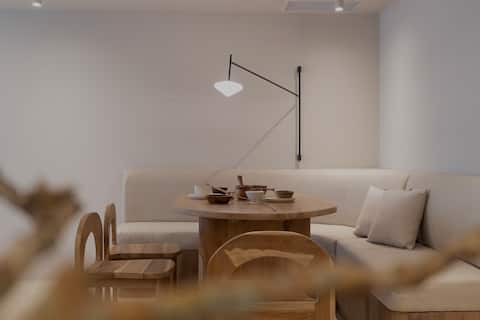Ukiyo/TPE Main Station/Elevator/Bag Storage/3b2b