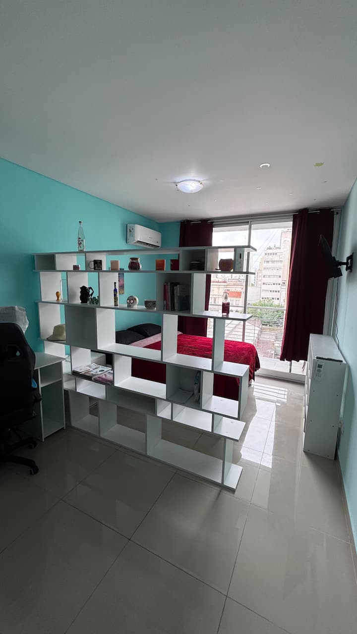 Studio apartment in Monserrat