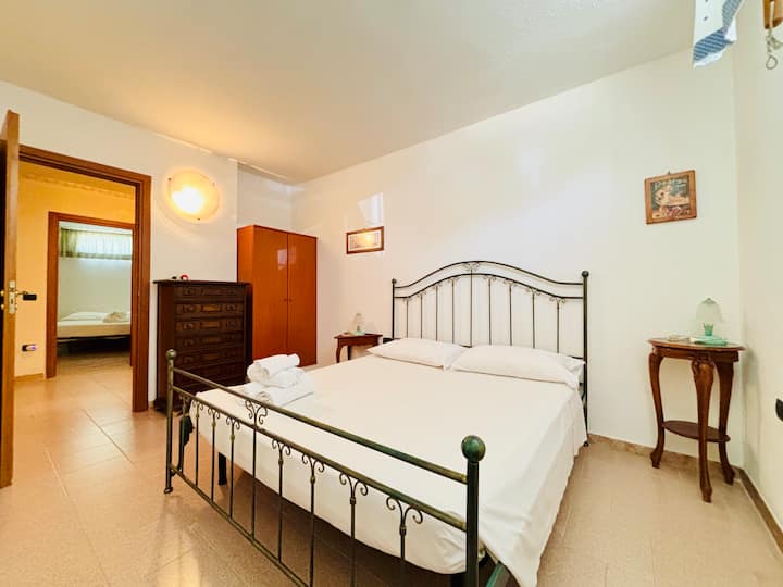 საძინებელი 1