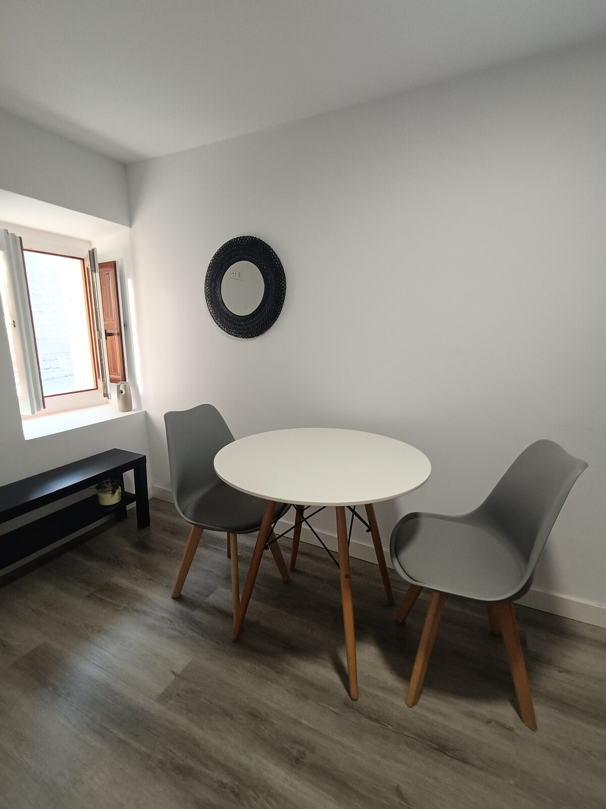 Charming Townhouse 2