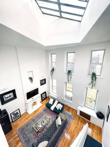 Exquisite Duplex Penthouse