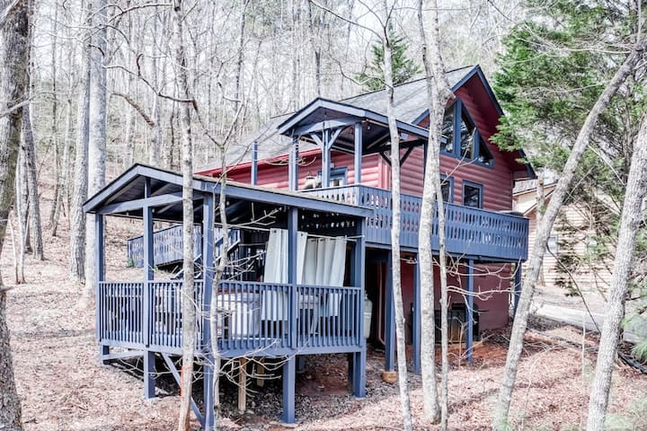 The Happy Camper Stay - Helen, GA