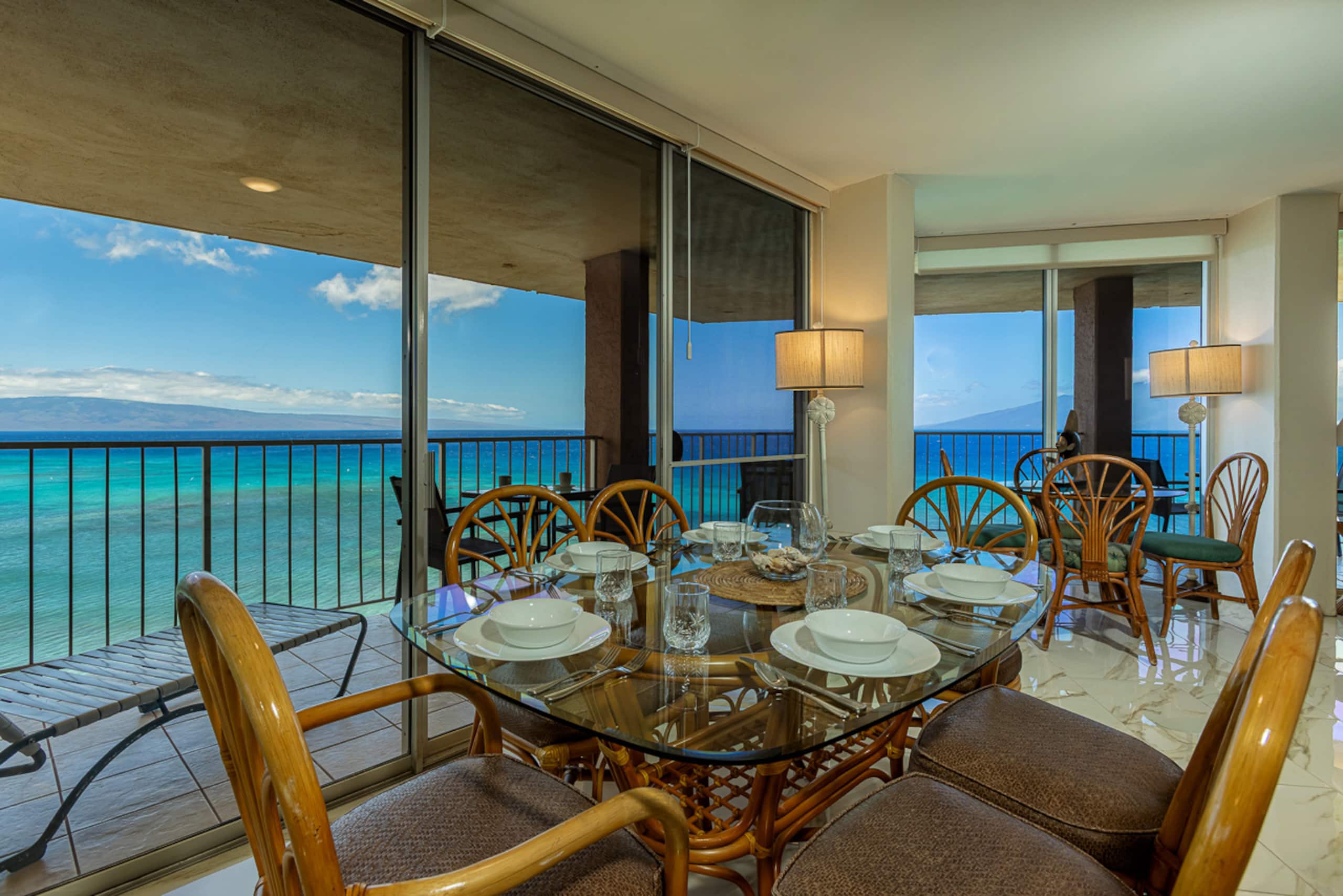 Condo in Lahaina · ★4.18 · 2 bedrooms · 4 beds · 2.5 baths - Image 33