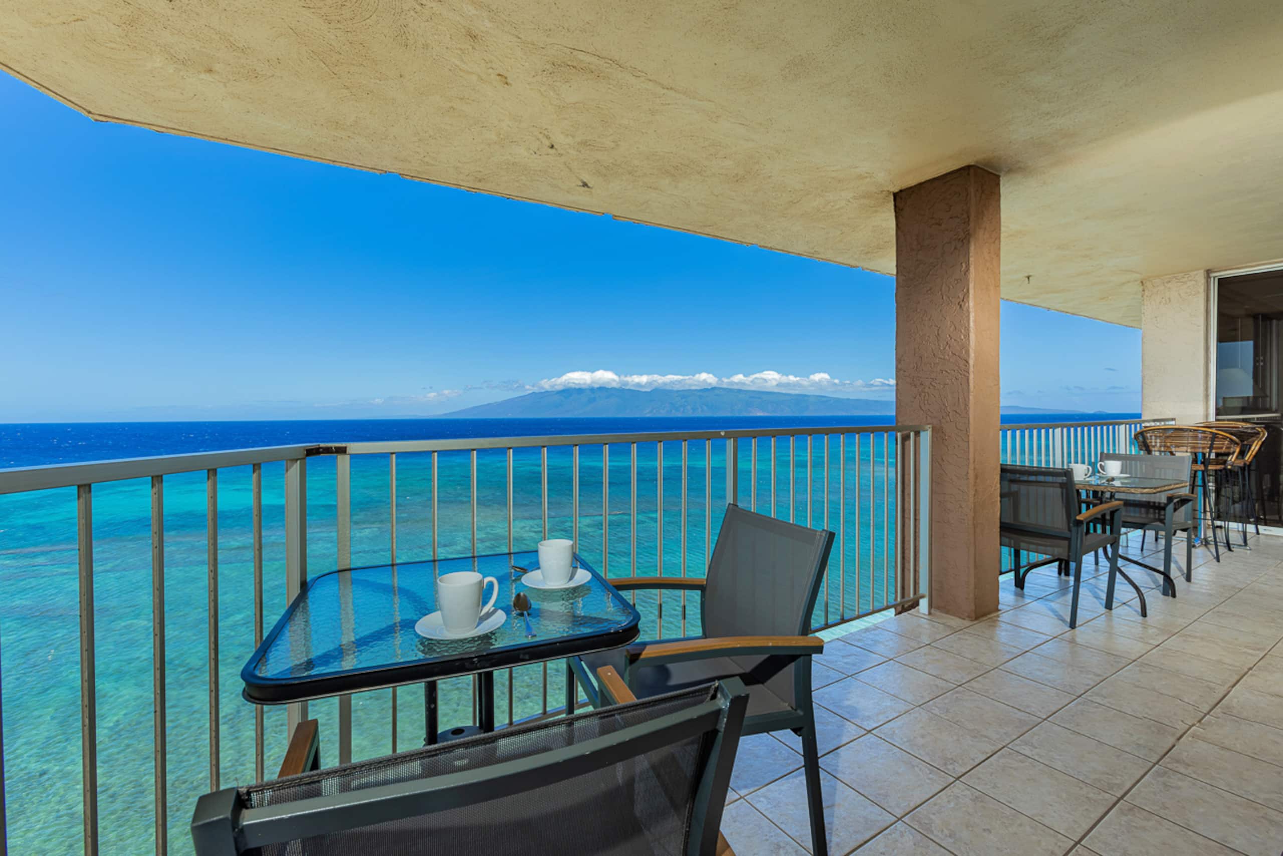 Condo in Lahaina · ★4.18 · 2 bedrooms · 4 beds · 2.5 baths - Image 27