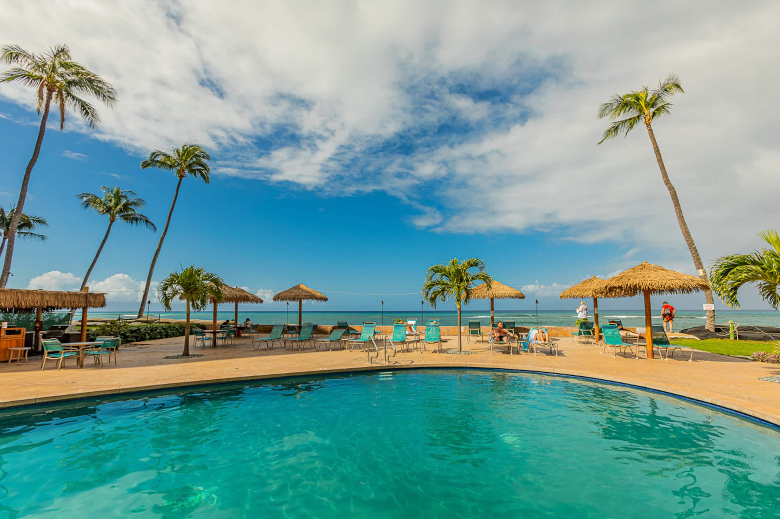 Condo in Lahaina · ★4.18 · 2 bedrooms · 4 beds · 2.5 baths - Image 42
