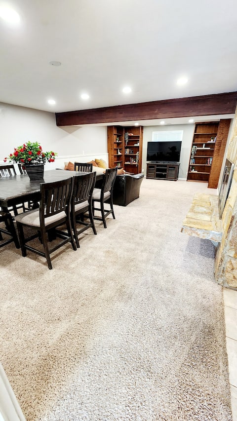 Cozy Basement Retreat in Bntfl