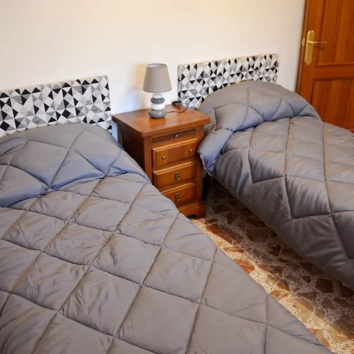 غرفة النوم 2