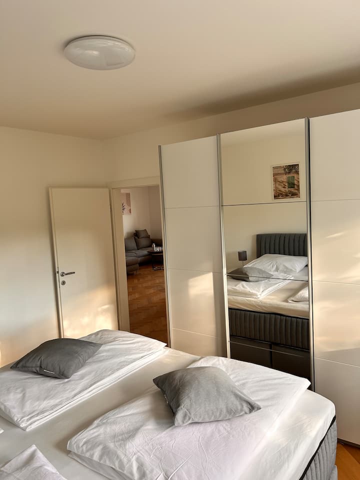 غرفة النوم 2