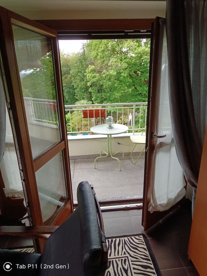 Room In Como Italy. - Como