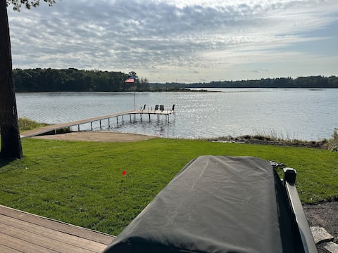 Hartley Lake Hideaway - The Perfect Getaway!