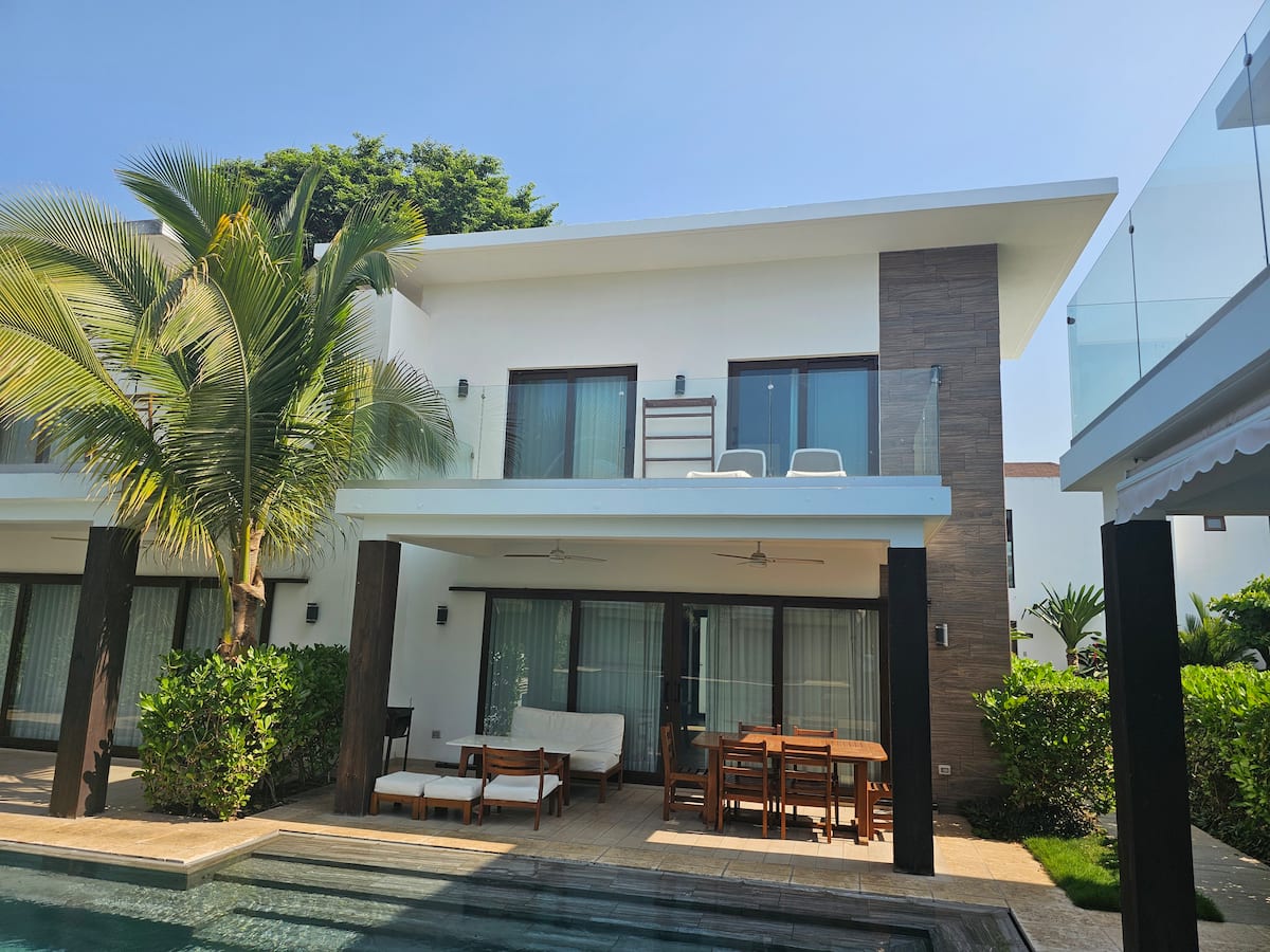 Villa La Mar I4: villa con piscina en el condominio La Mar, Monterrico