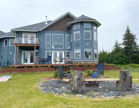 Timberframe Home+Sleeps 10 +View + Firepit+ Lg yd