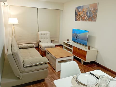 Successful Airbnb property: 50 m² in the city center | private parking in Centro