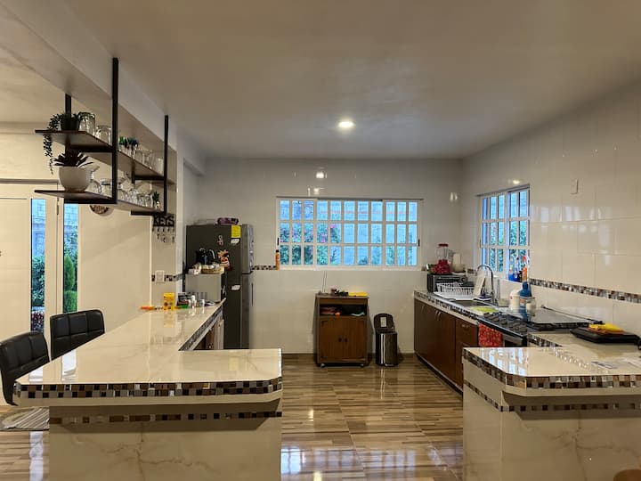 Casa De Descanso Con Jacuzzi D’ Leon - Cuernavaca