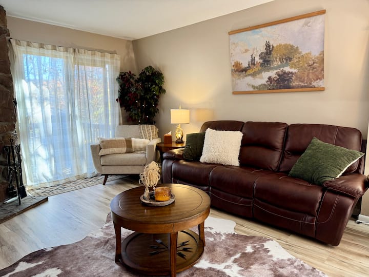 Banner Elk Condo Mins To Beech & Sugar Ski Slopes! - Linville, NC