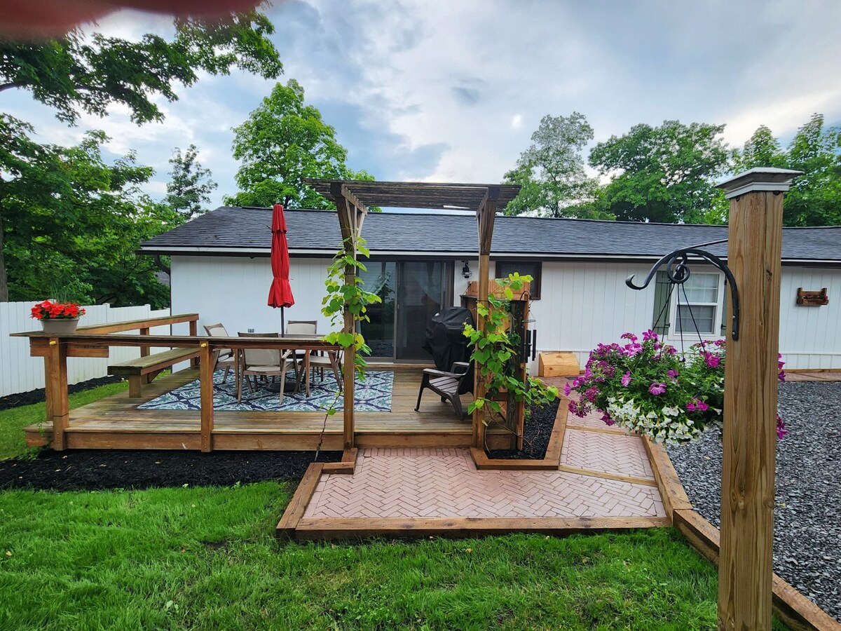 Canandaigua Lake Cottage