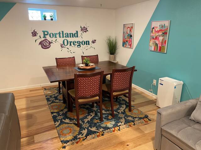 Charming 2bdrm SE PDX bsmt suite