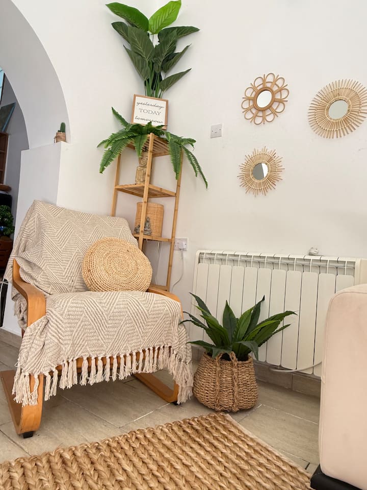 Boho Terra • A Cozy Bohemian Escape - Famagusta