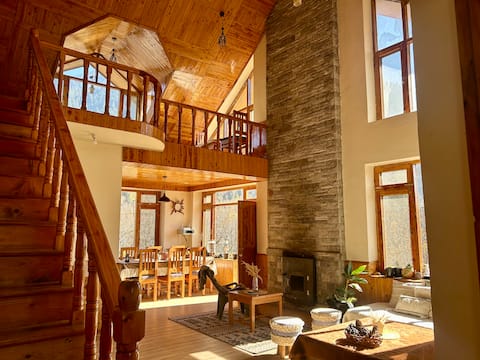 3 Bedroom High Ceiling Duplex in a Villa