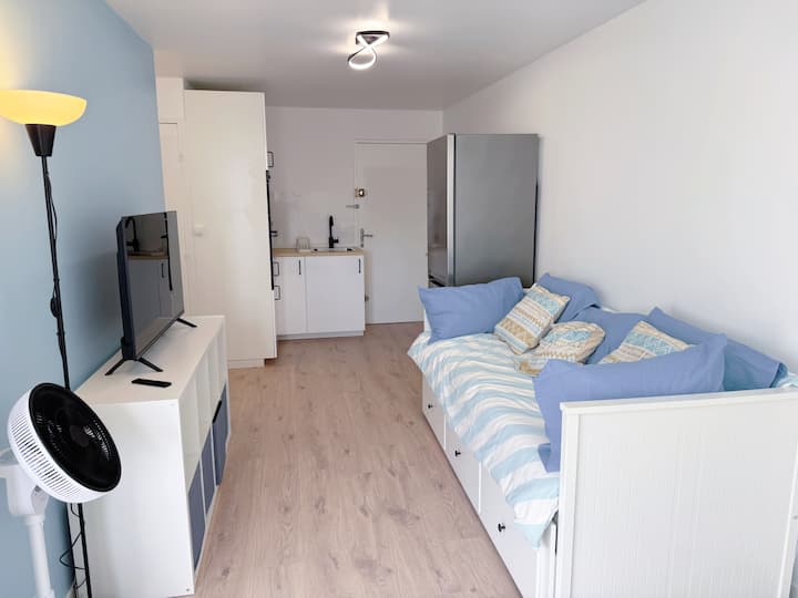 T2 Rénové Wifi + Parking Privé à 100 M De La Plage - Le Grau-du-Roi