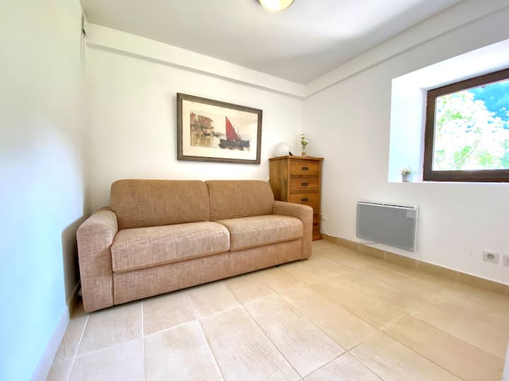 غرفة النوم 1