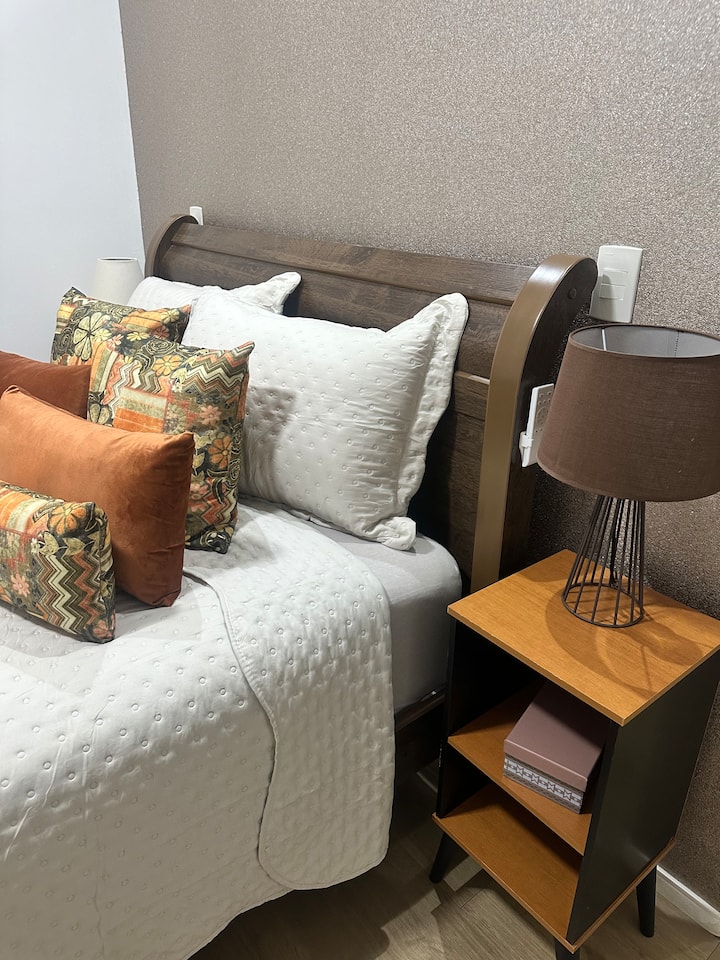 საძინებელი 1