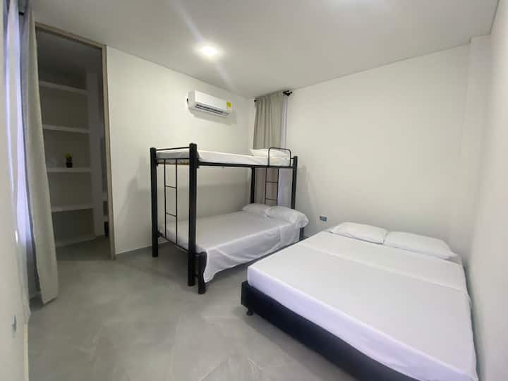 Schlafzimmer 3