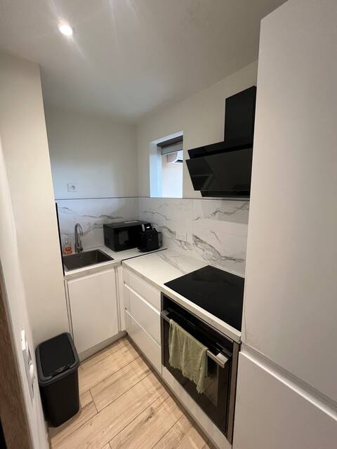 Successful Airbnb property: Charming studio for 2 people in Mandelieu La Napoule