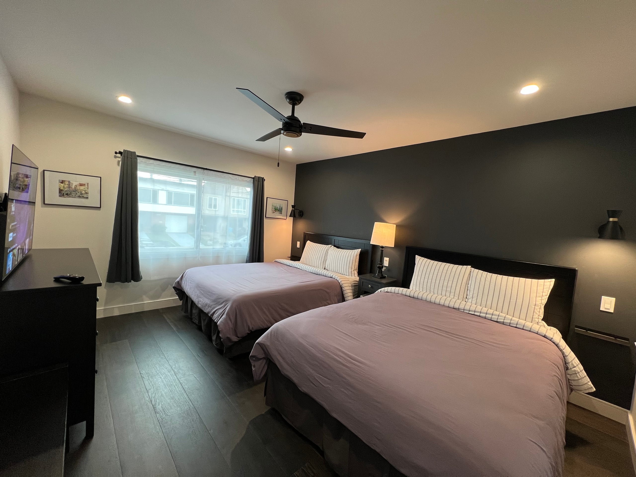 Home in San Francisco · ★4.98 · 3 bedrooms · 4 beds · 2 baths - Image 16