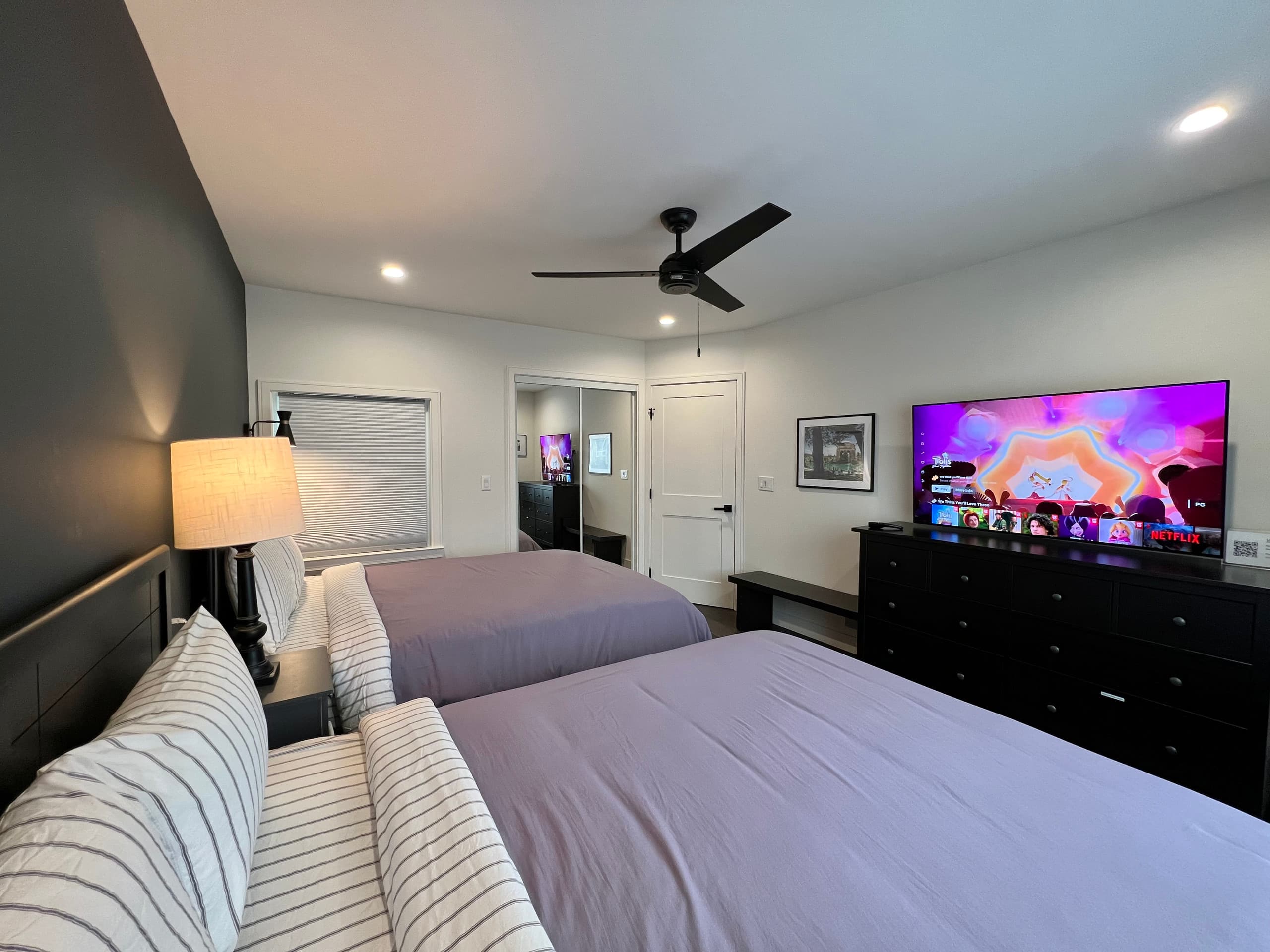 Home in San Francisco · ★4.98 · 3 bedrooms · 4 beds · 2 baths - Image 15