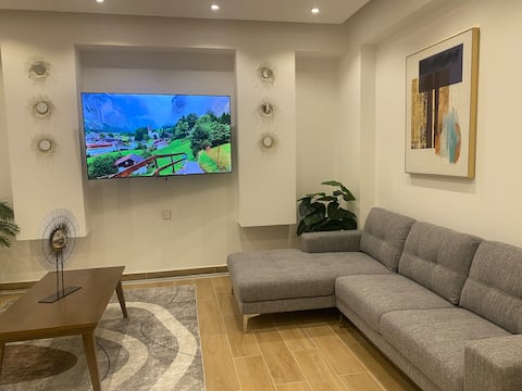 Qurum 2-BDR flat with parking, Shops & Restaurants
